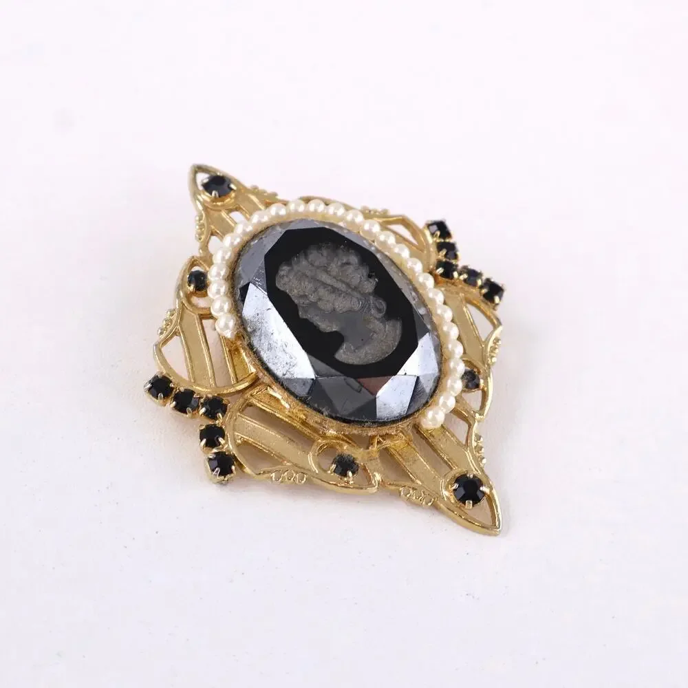 Vintage Intaglio Cameo Brooch Black Glass Pearl Gothic Victorian Pin Flawed 2